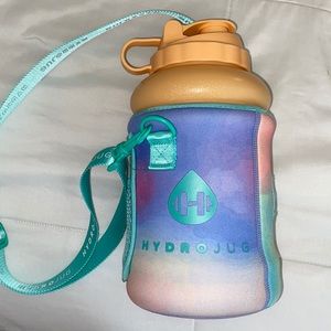 Hydrojug with Sleeve / melon & tie dye sleeve.